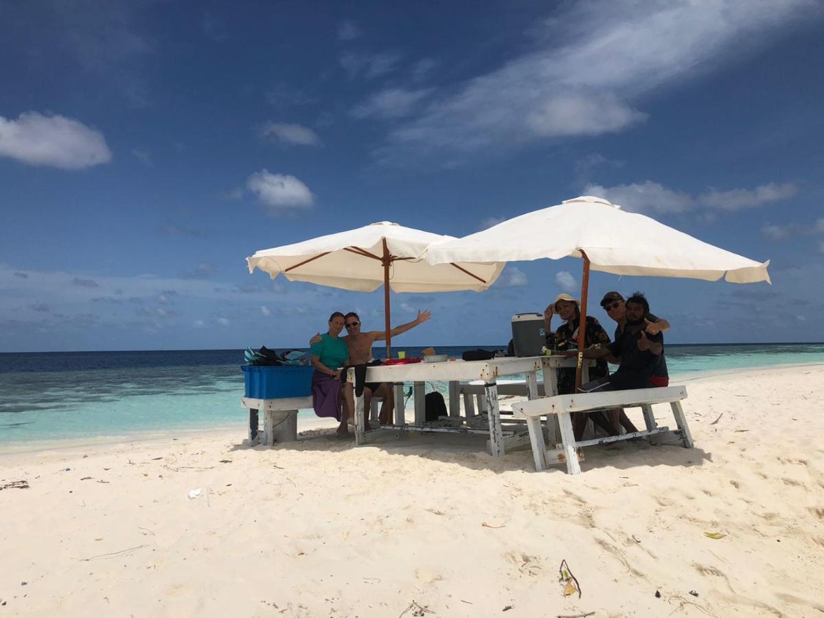 Liberty Guesthouse Maldives Mahibadhoo Exterior foto