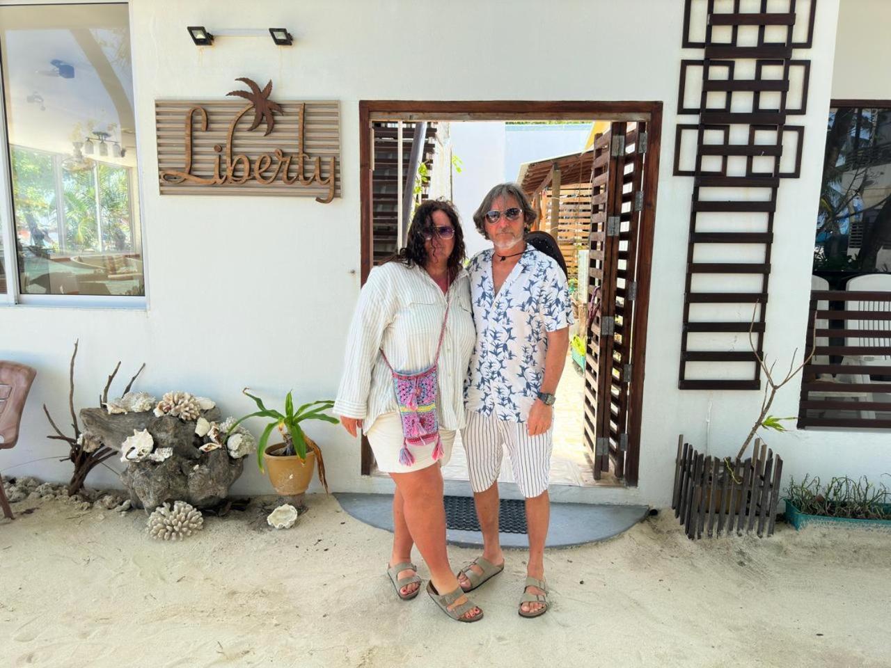 Liberty Guesthouse Maldives Mahibadhoo Exterior foto